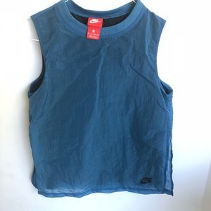 *Nike Athletic Top